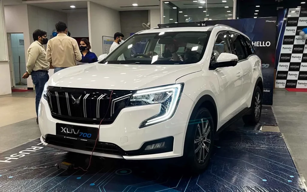 Mahindra XUV 700