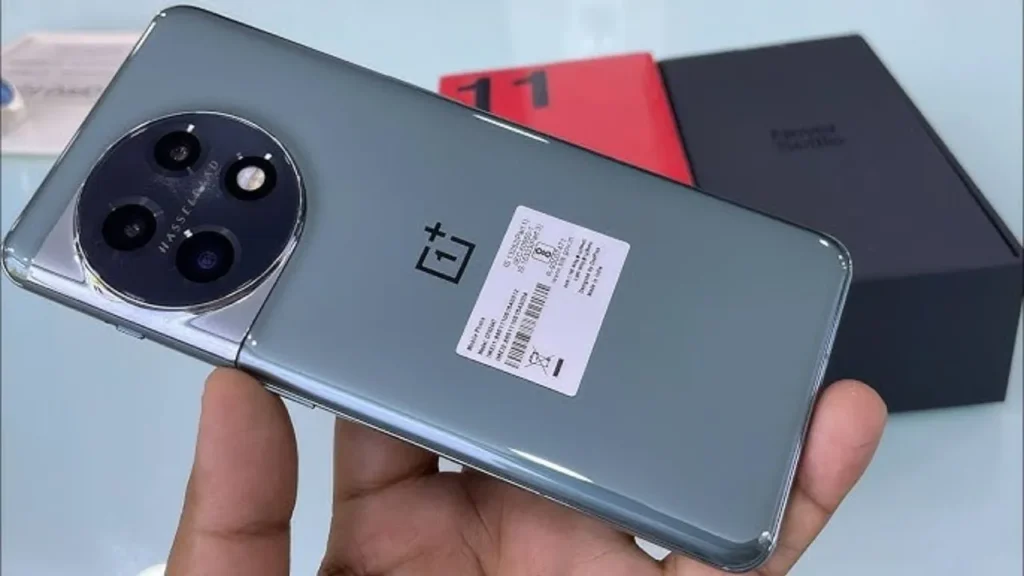 OnePlus 11
